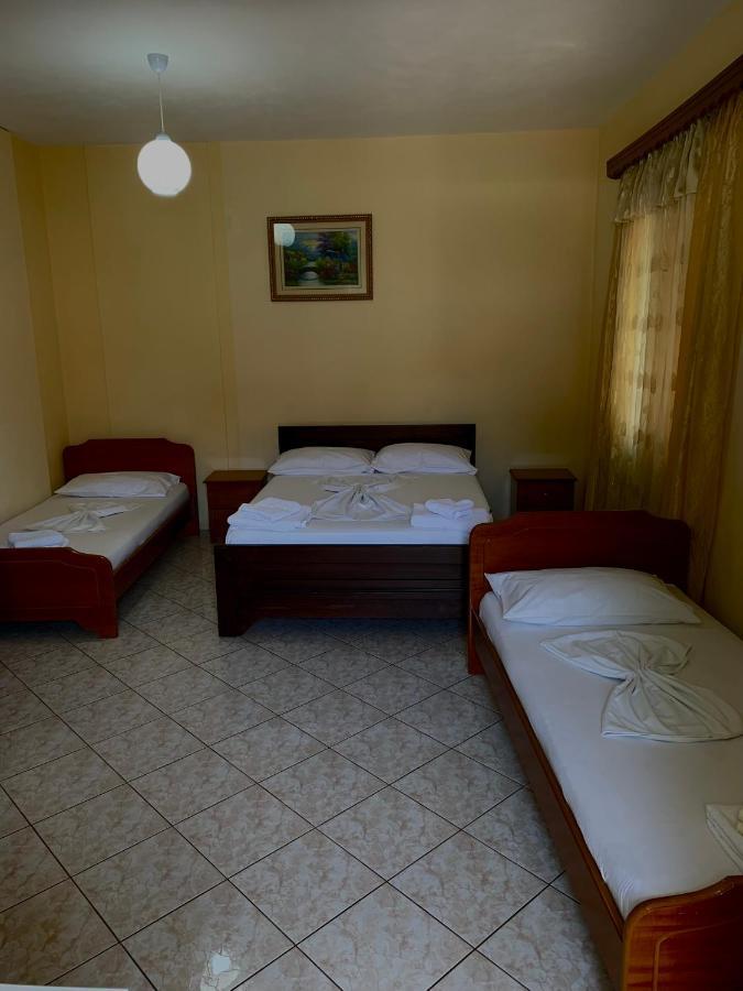 Ava'S Guesthouse Ksamil Buitenkant foto